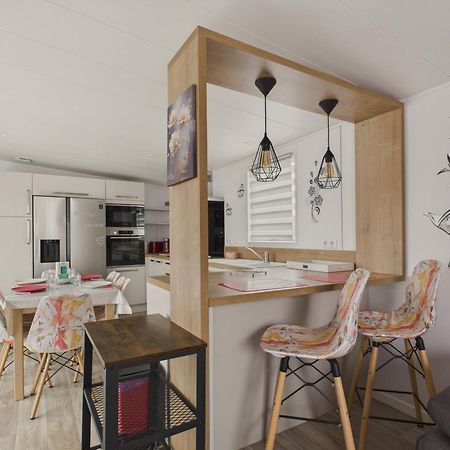 Joli Chalet Pour 6 - Domaine Avec Piscine Brétignolles-sur-Mer Esterno foto