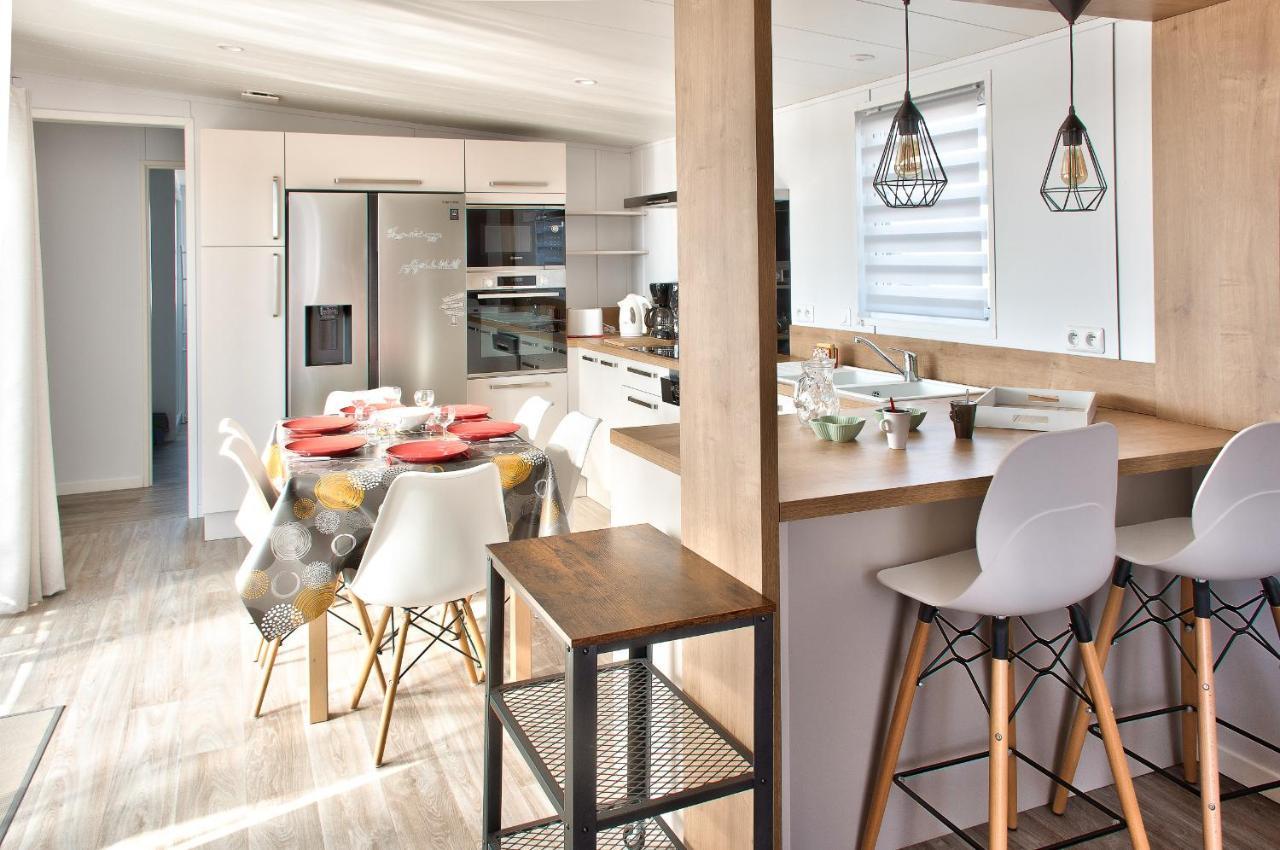 Joli Chalet Pour 6 - Domaine Avec Piscine Brétignolles-sur-Mer Esterno foto